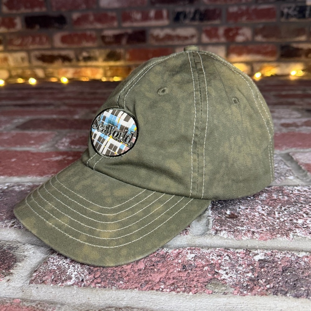 SeaWorld Plaid Embroiderd Logo Olive Green Bleach Spray Velcro Baseball Cap OS